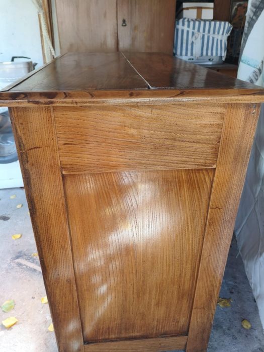 Старинен реновиран скрин масив