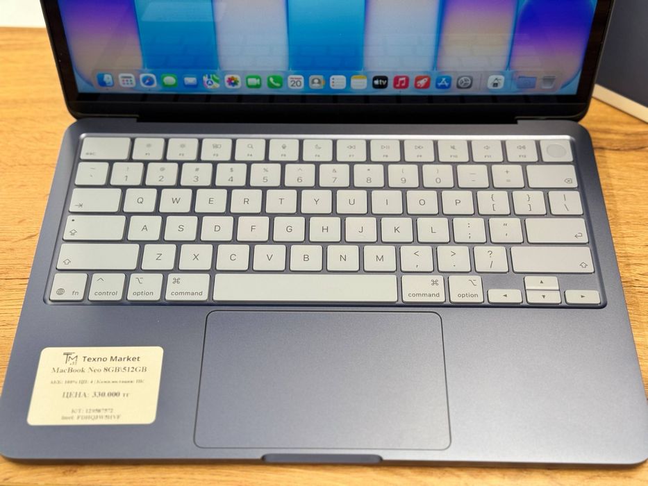 MacBook Neo A18 Pro