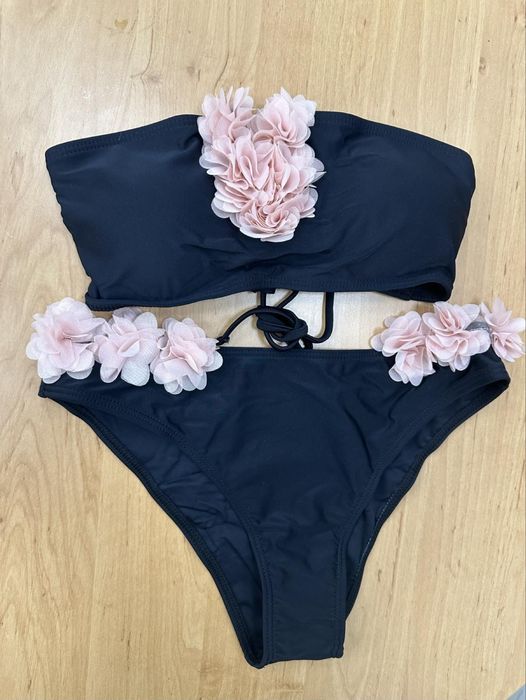 Дамски  бански от две части с 3Д цветя