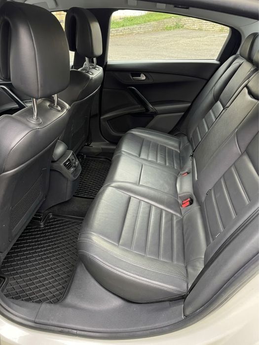 DE VÂNZARE: Peugeot 508 RXH / Hybrid4 2.0 HDi (2012)