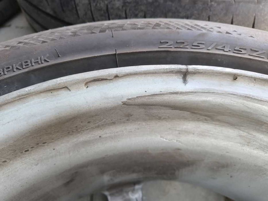 Продам легкосплавные диски R17 на Мерседес.