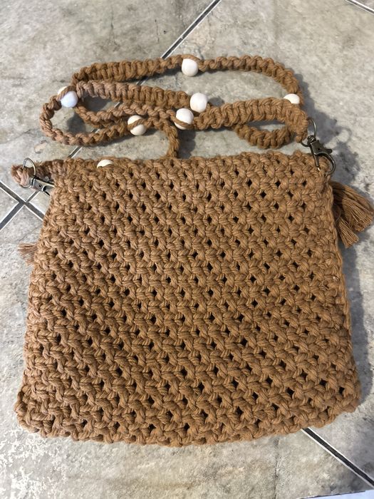 Handmade кафява лятна чанта.