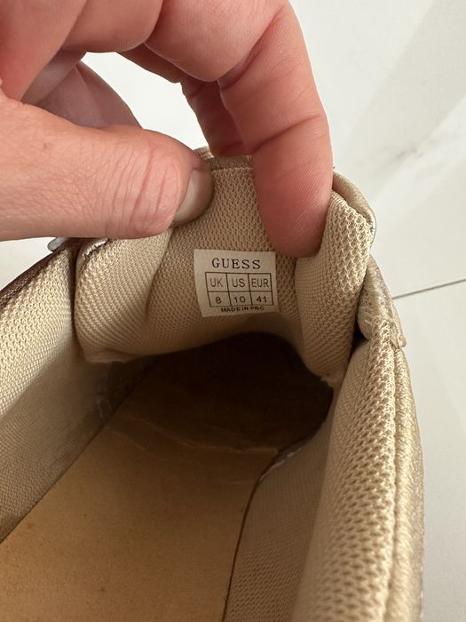 Guess златни сникърси