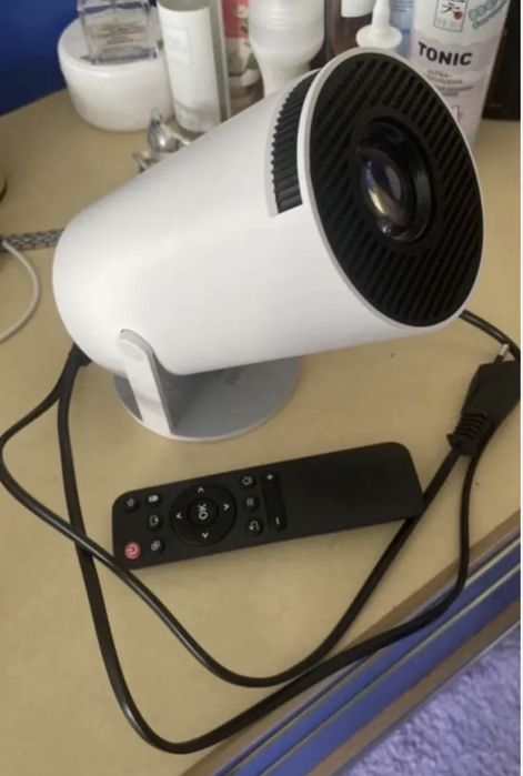 Продам новый HD проектор