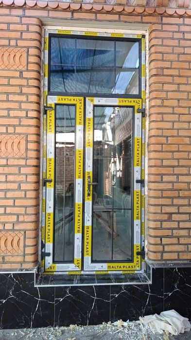 Sifatli plastik deraza va eshiklar buyurtma asosida. Tez va sifatli