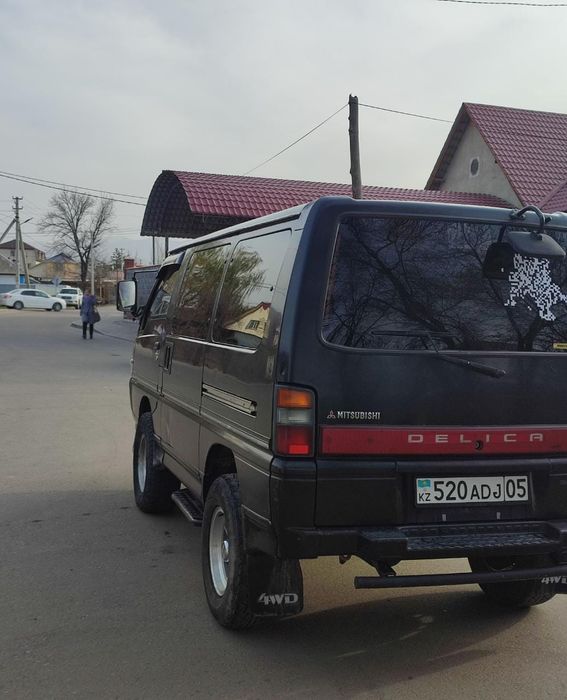 Продам делику кирпич