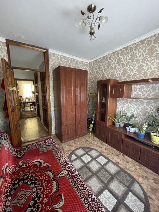 Продам 4-х комнатную квартиру