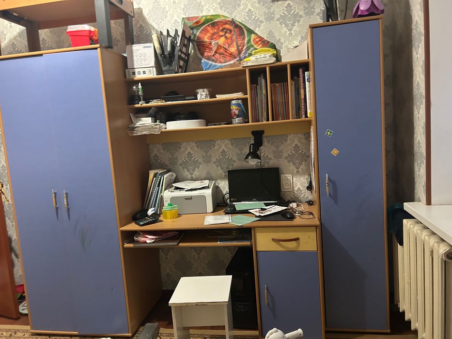 Продам гарнитур детский