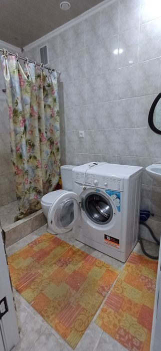 Сдам 3 комн.кв центр.