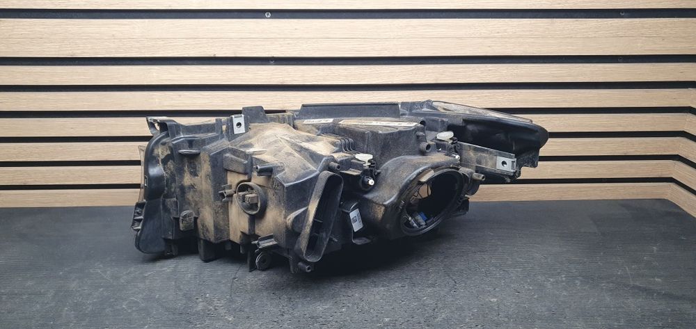 Bmw 3 GT F34 far stanga bixenon far dreapta xenon led faruri
