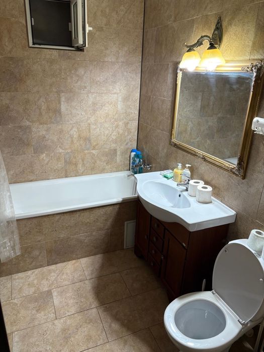 inchiriez apartament 2 camere