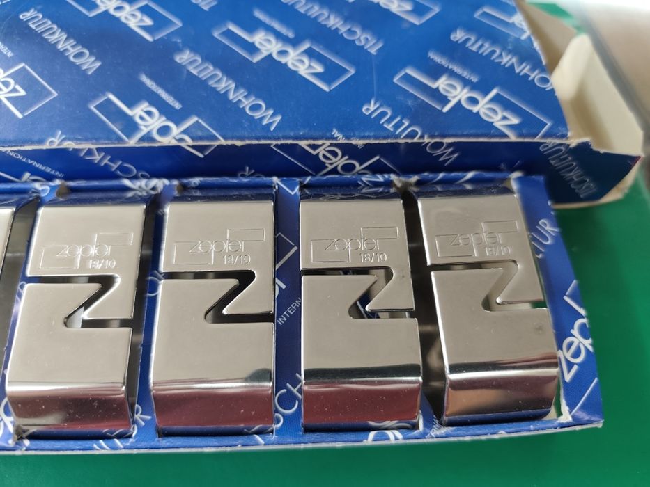 Нов комплект салфетници zepter