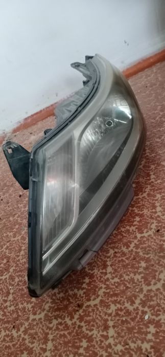 киа рио фар левый