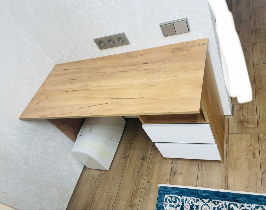 Офисный стол 115х50