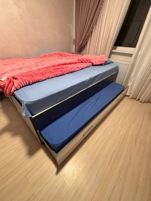 СРОЧНО продоется кровать + матрас