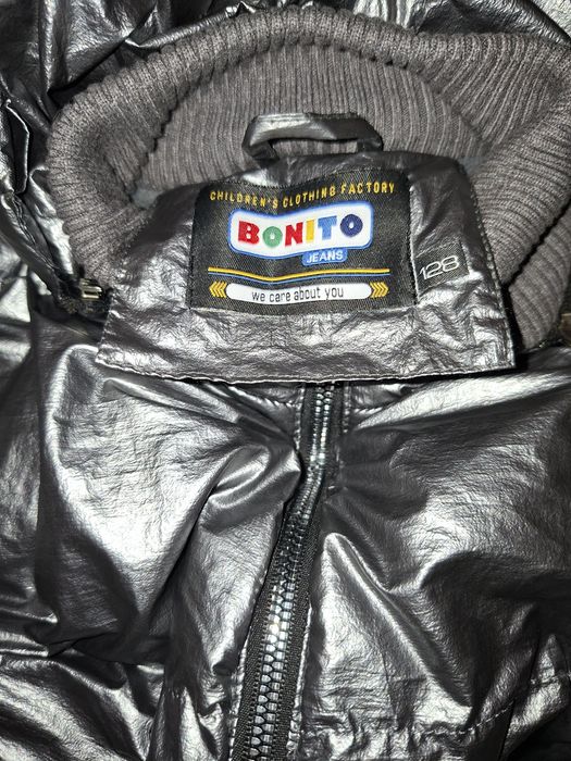 Продам детскую куртку