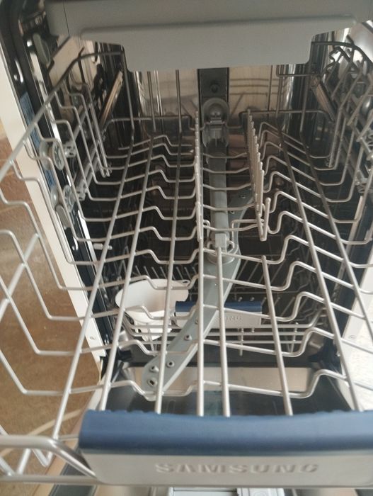 Idish yuvish mashinasi yangi