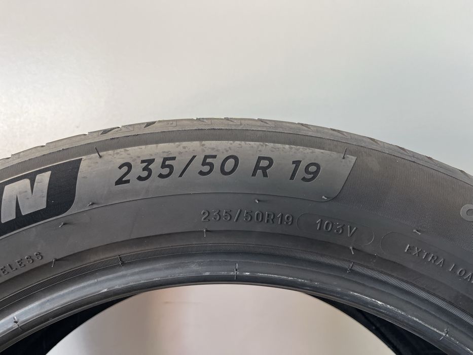 Летни гуми 235/50/19 Michelin