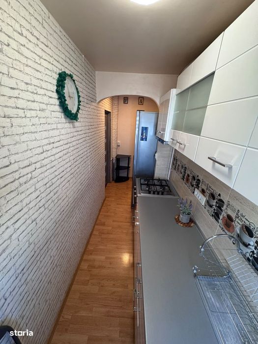 Apartament 2 camere, etaj 4, mobilat, Brașov