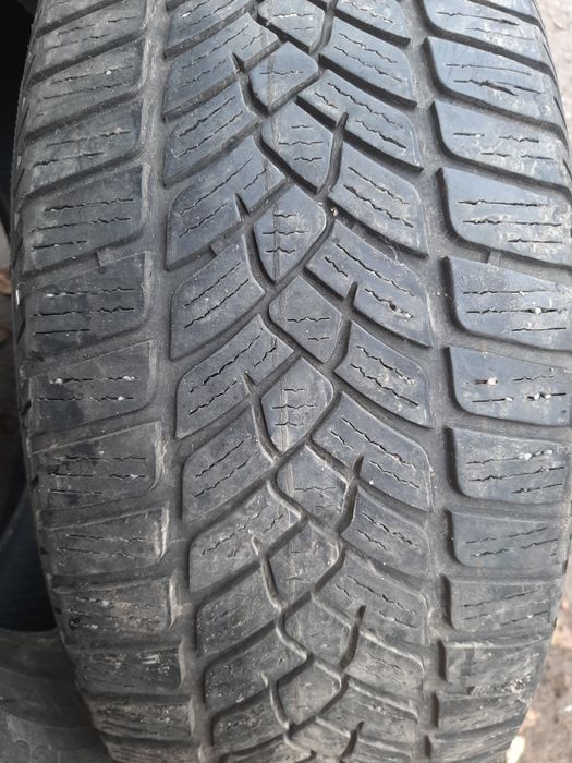 Продам шины. 205/55/16