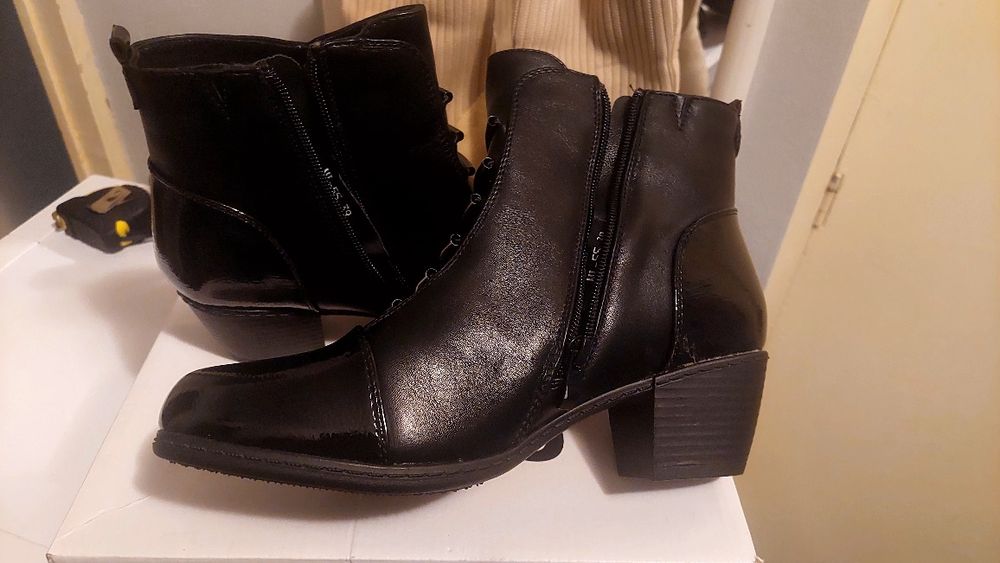 Noi de vânzare nr 39