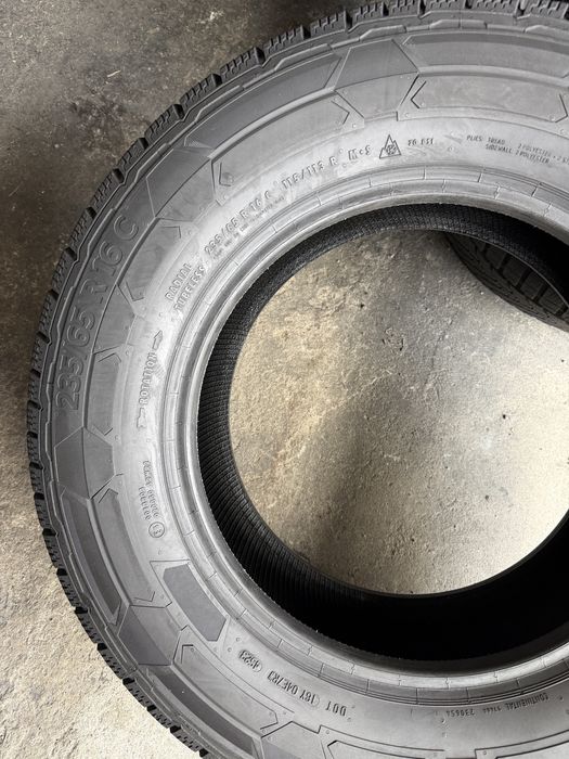 2 anvelope iarna ca NOI 235/65/16 C , Continental , DOT 2023 , 10 mm !