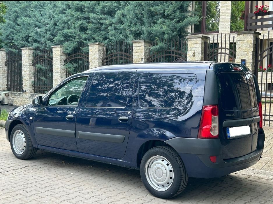 Vând dacia Logan van