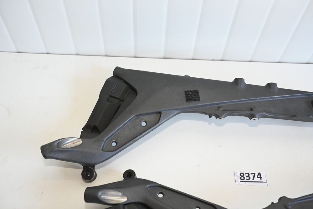 Ducati Panigale V4 Cadru codita spate set stanga dreapta