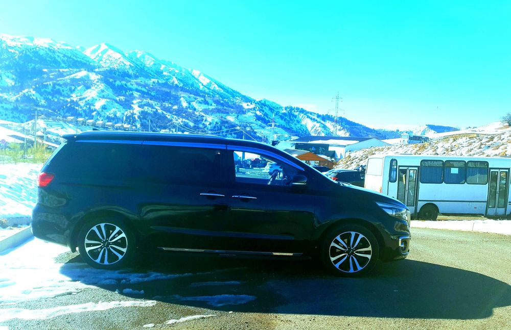 прокат с водителем  авто карнивал