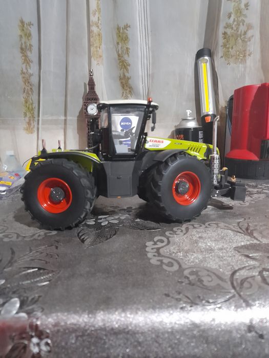 Jucarie Tractor de metal