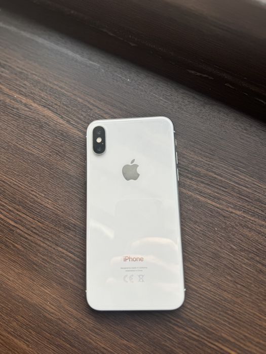 Продам телефон срочно