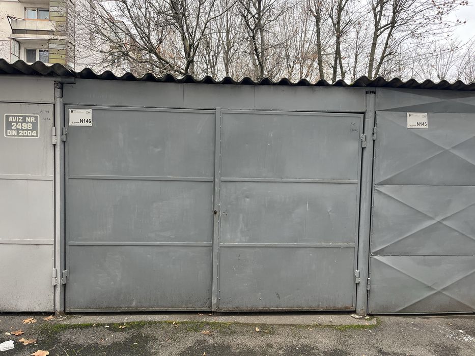 Garaj de vanzare
