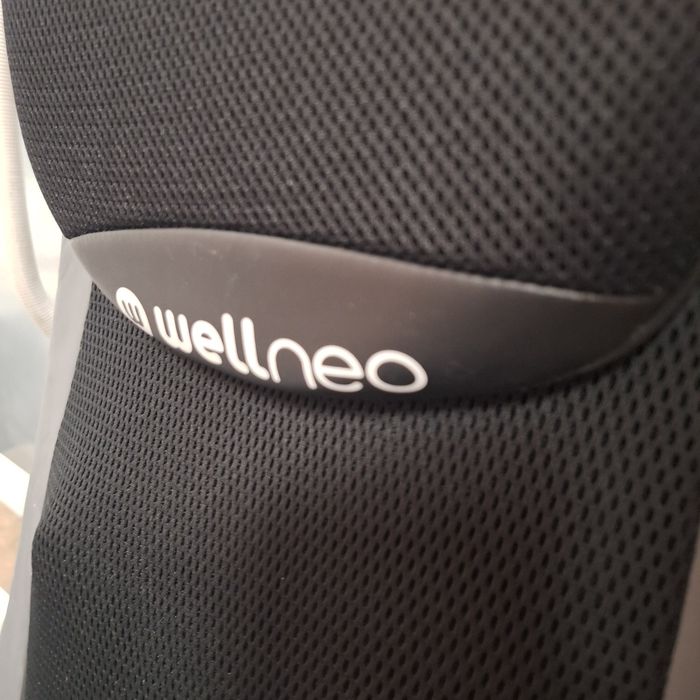 Масажор за цял гръб WellNeo внос от Германия