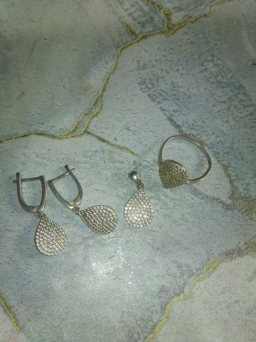 Kumush zire uzula sotiladi