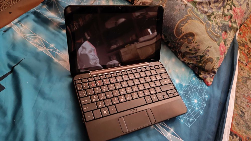 нетбук hp mini 1152nr