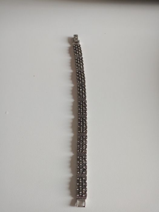 Vand Brățară de argint,model deosebit,noua, calitate.