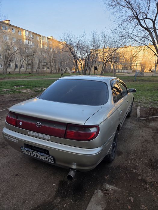 Продам надёжную таёту карину