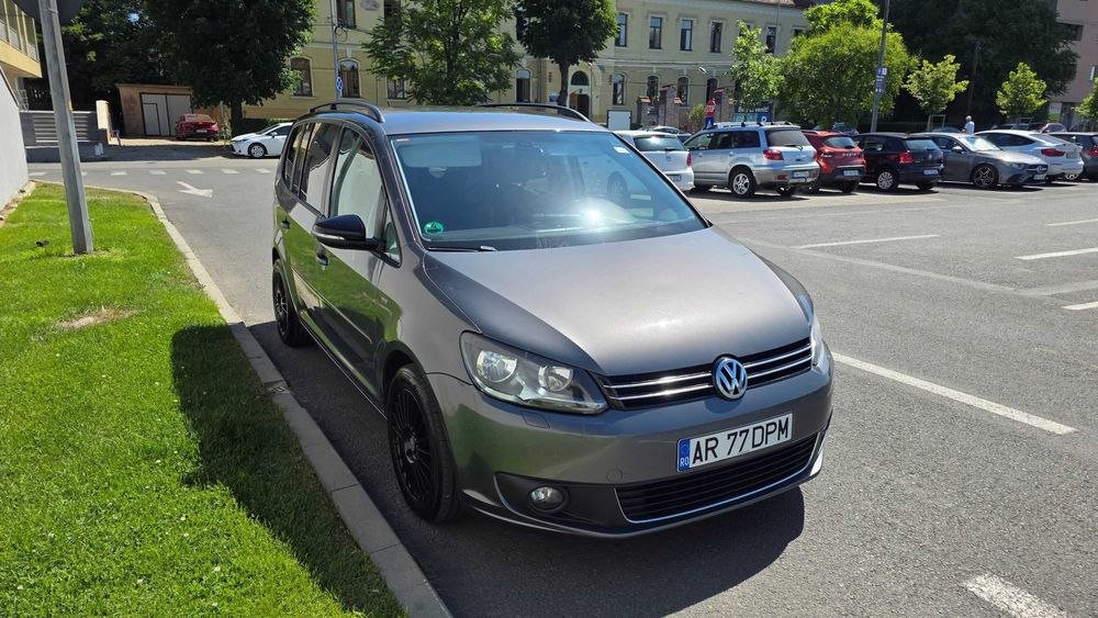 Vand/Schimb/Rate VW Touran 2013 Match automat inmatriculat RO KeyLess, Virtual Cockpit, Android, camera, LED, piele incalzire scaune webasto jante AEZ