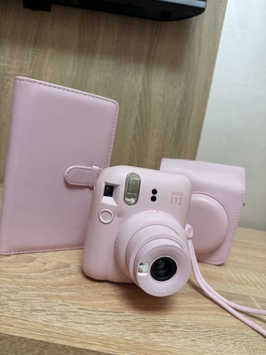 Fujifilm Instax mini 12