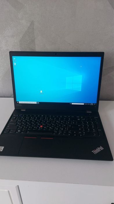 Lenova ThinkPad  T15 Gen1