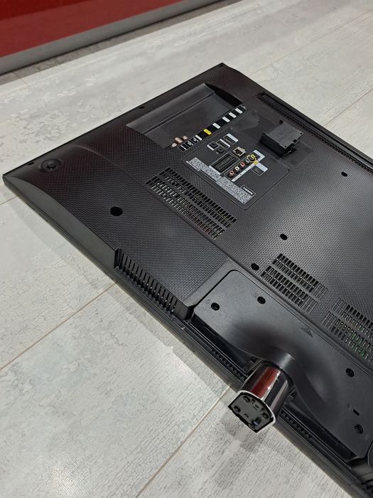 Телевизор  SAMSUNG-/UE40H6770SV/-за части