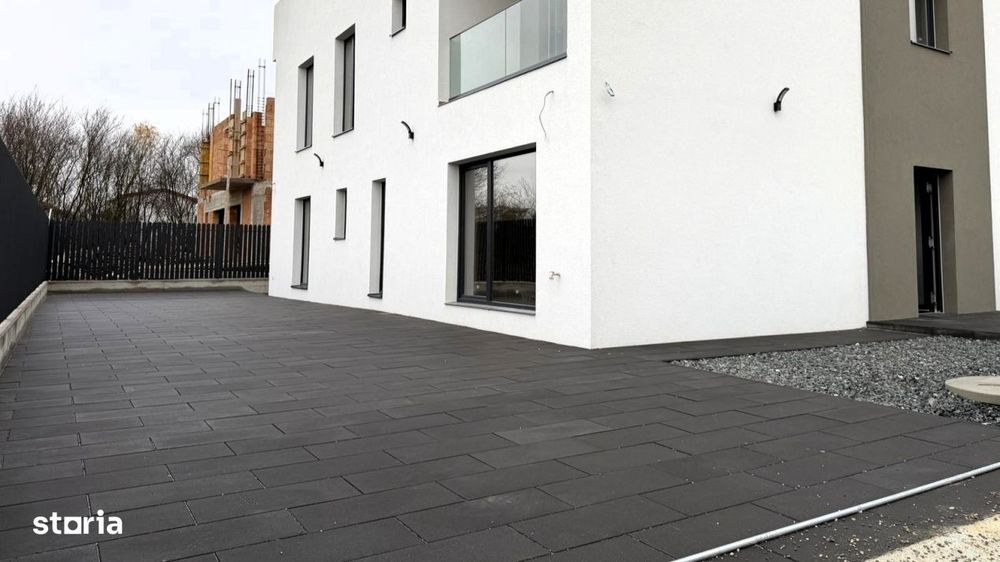 Apartament 4 camere 115mp si curte 200mp Calea Cisnadiei