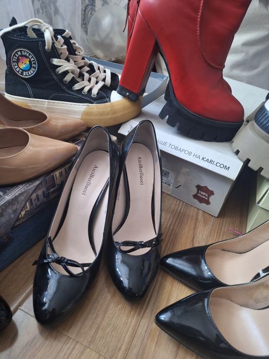 Продам  женский детский обувь