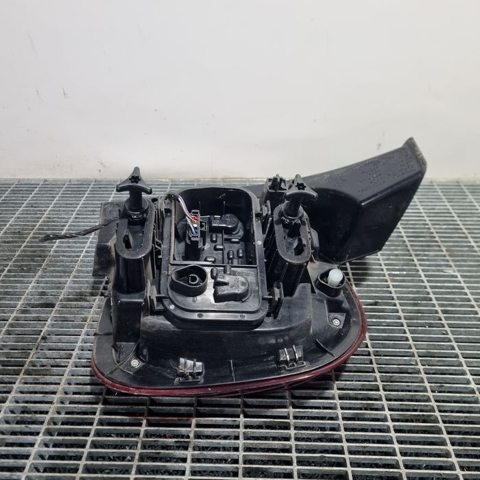 Stop Stanga Dacia Duster II 2018 - 2021 SUV 4 Usi (1519) Bec clasic 265558217R Garantie