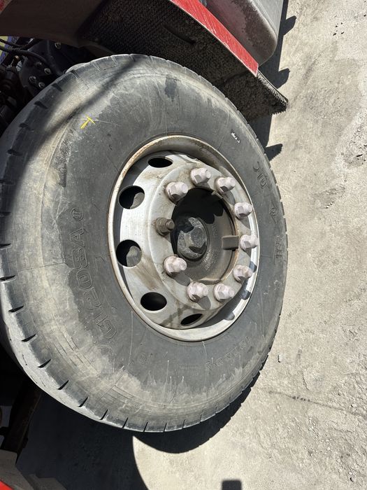 Рулевая резина с дисками r22.5