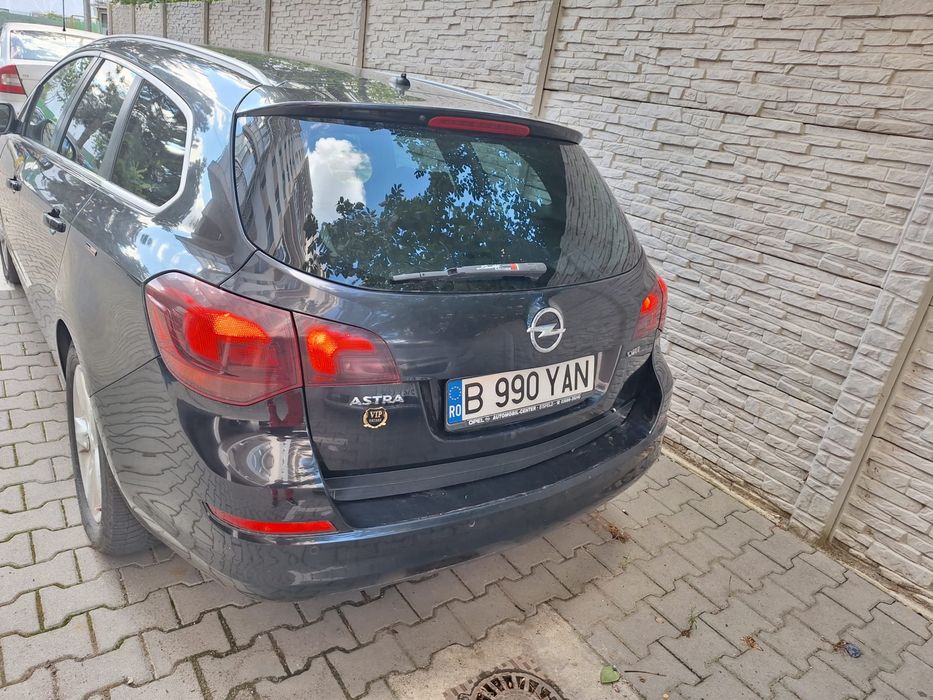 Opel Astra J 1.7 CDTI versiunea 125 CP | 2011 | Full Dotari (Vezi descriere)