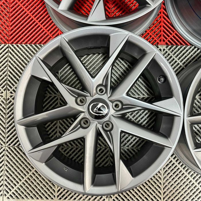 Jante Lexus LBX ES R17 TVA 21% *Originale*