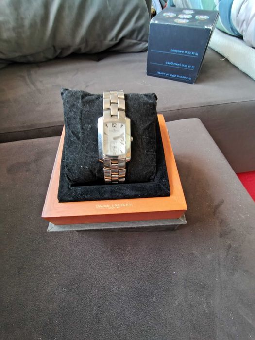 Часовник Baume & mercier Hampton Milleis