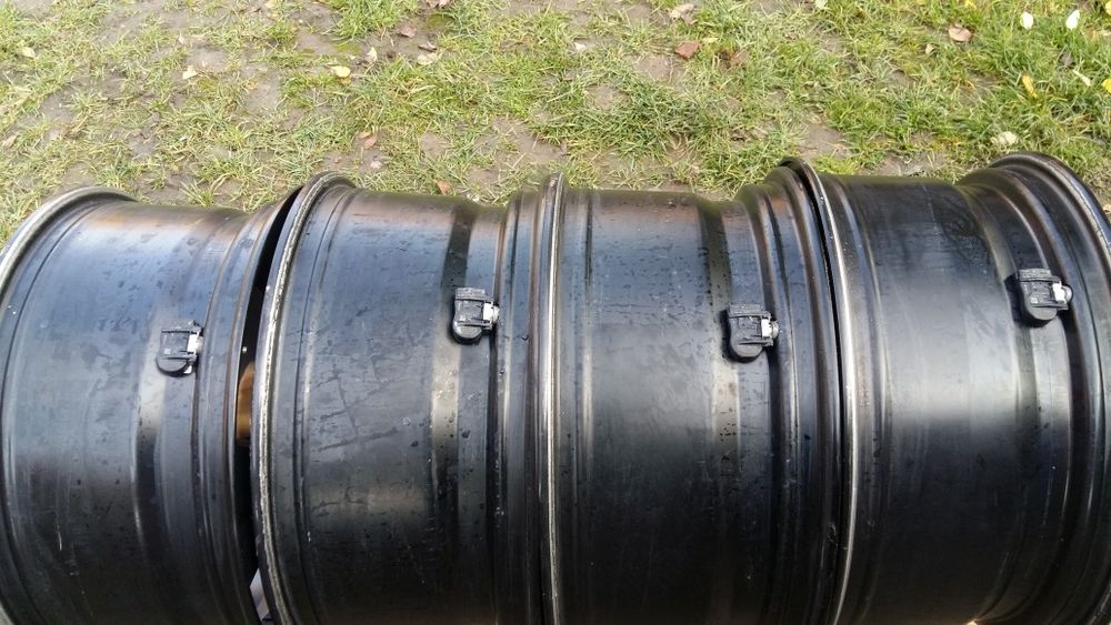 Set 4buc jante BMW X5 X6 senzori R19 seria 8,5Jx19H2 ET37 - 5x120