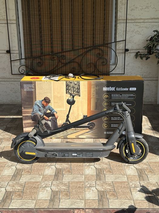 Электросамокат Ninebot KickScooter Max G30P